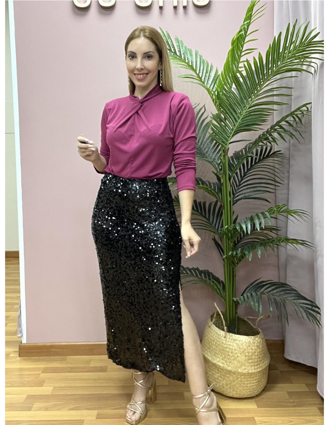 FALDA MIDI LENTEJUELAS NEGRO